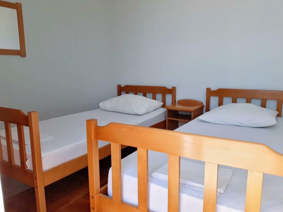 Apartments Andela Sveti Filip i Jakov Eksteriør bilde
