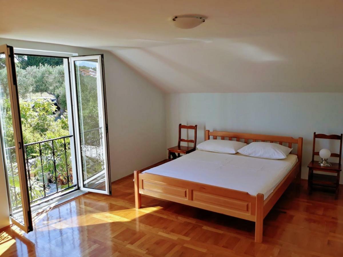 Apartments Andela Sveti Filip i Jakov Eksteriør bilde