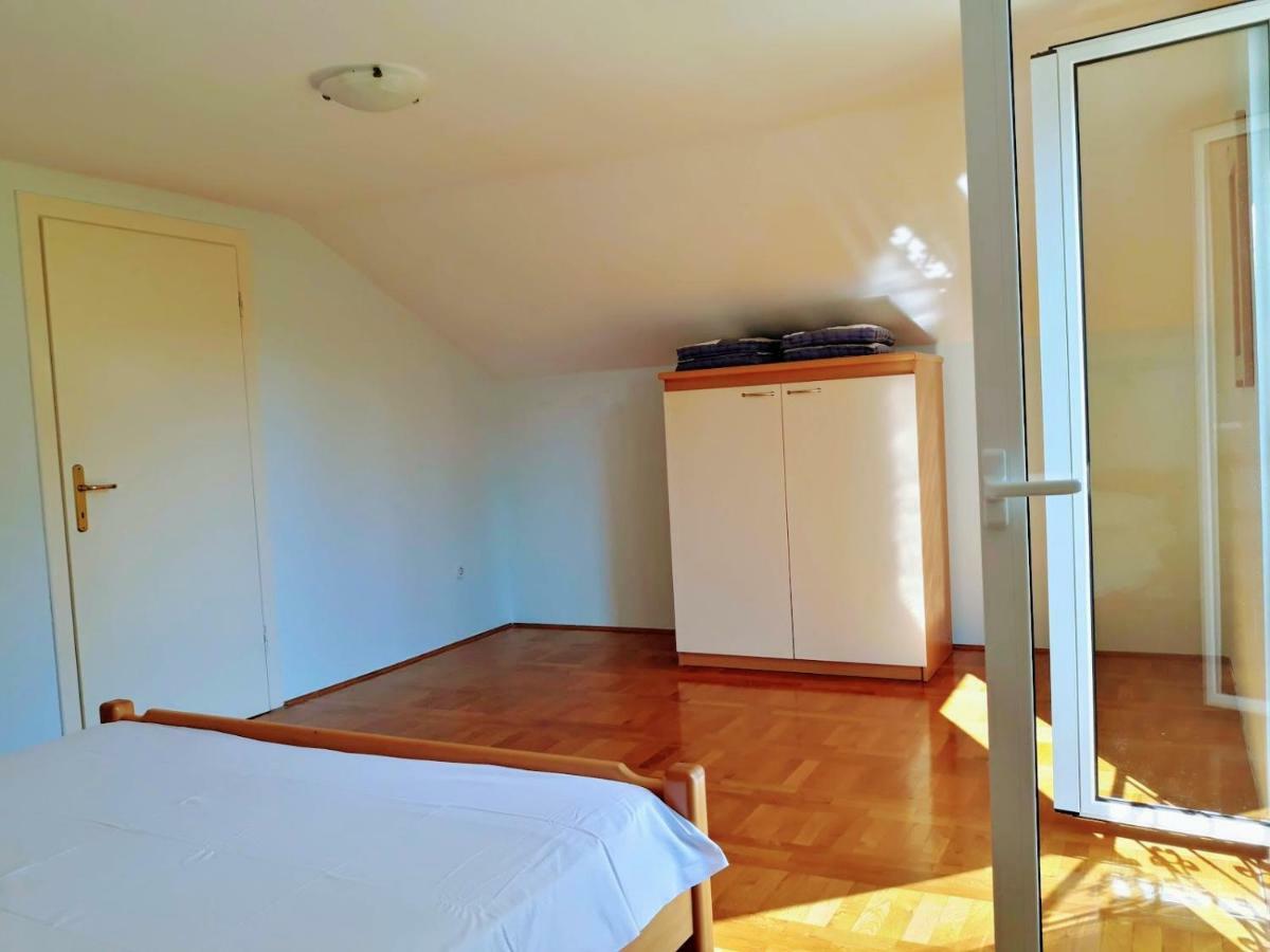 Apartments Andela Sveti Filip i Jakov Eksteriør bilde