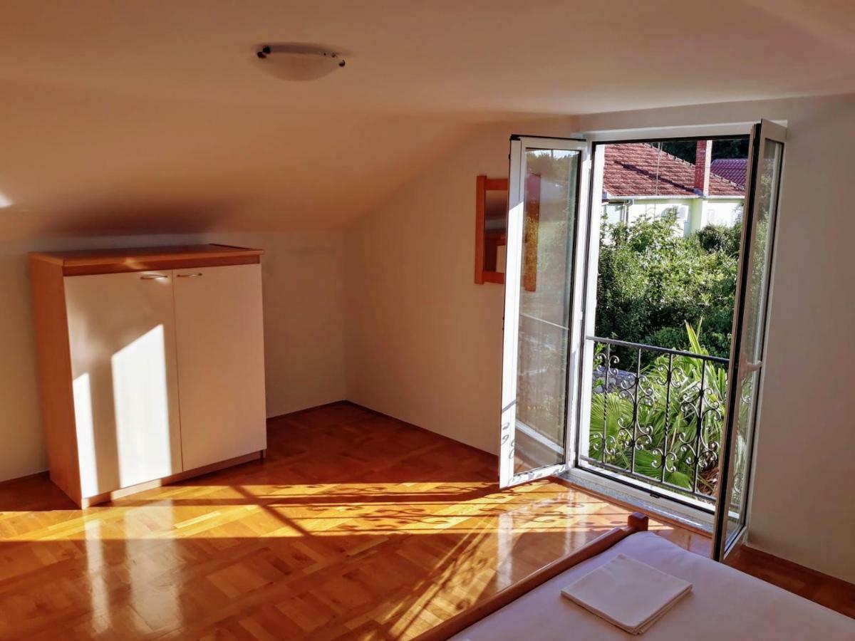 Apartments Andela Sveti Filip i Jakov Eksteriør bilde