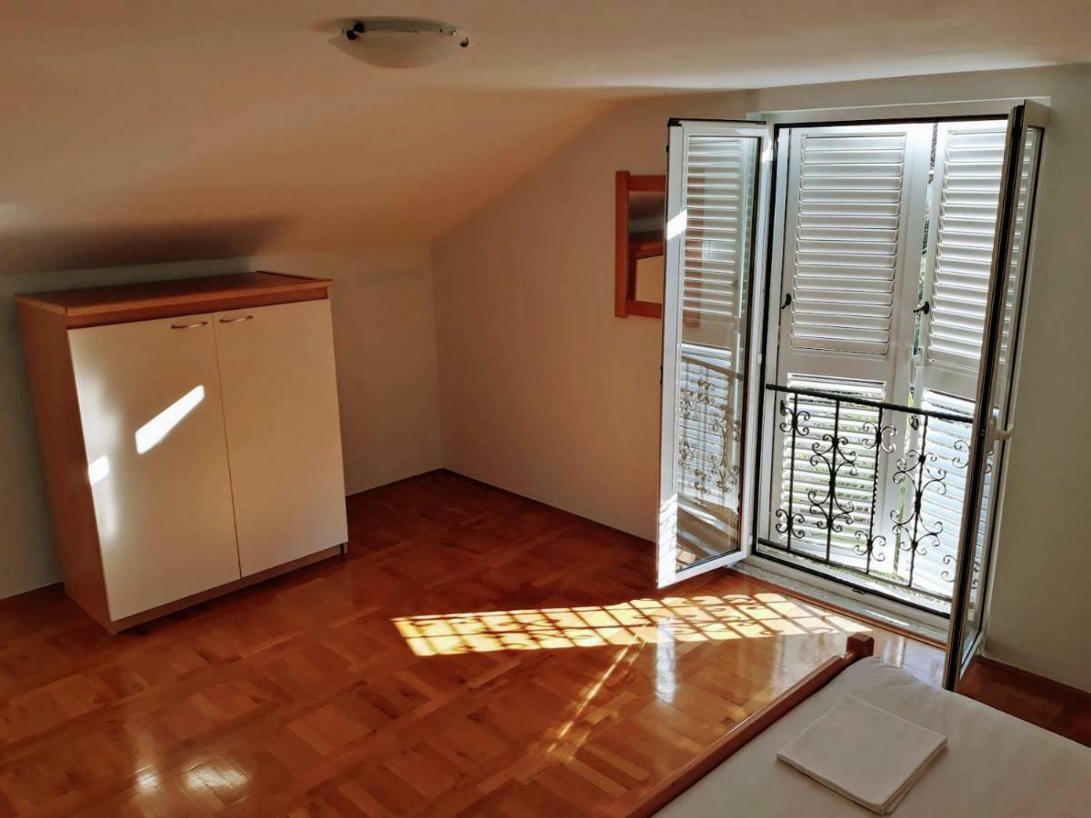Apartments Andela Sveti Filip i Jakov Eksteriør bilde